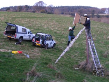 Erecting A Polebox By Hand 10